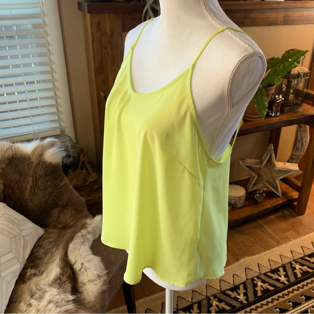 💚 2/$10 Lush neon green yellow tank top crisscross back